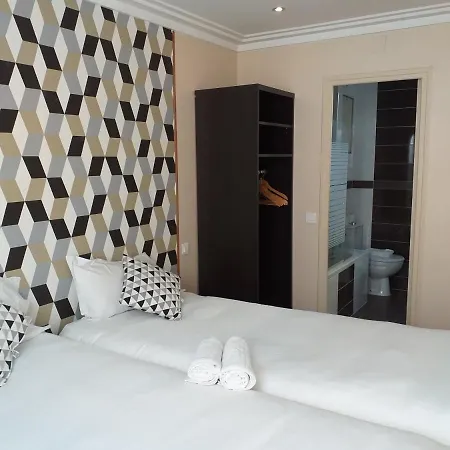 Roi Rene Hotel